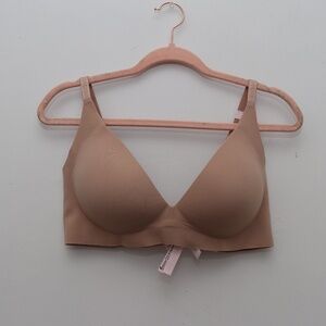 Victoria's Secret T-Shirt Push-Up Comfort Bra
